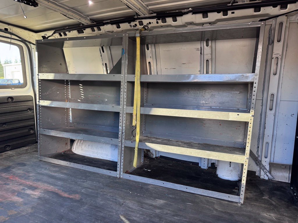 Used 2017 Chevrolet Express 2500 RWD image 21