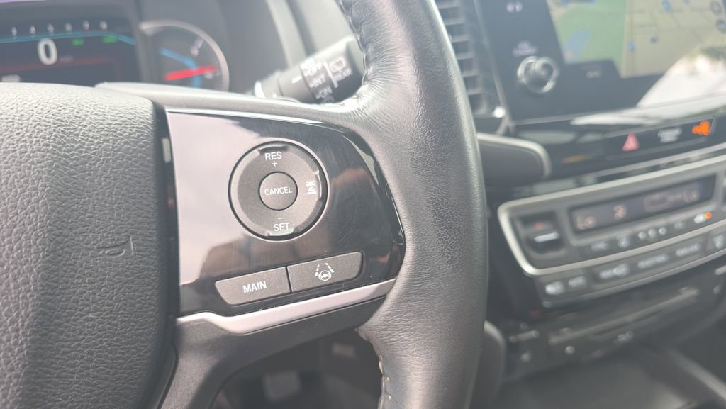 Used 2019 Honda Pilot Touring image 25