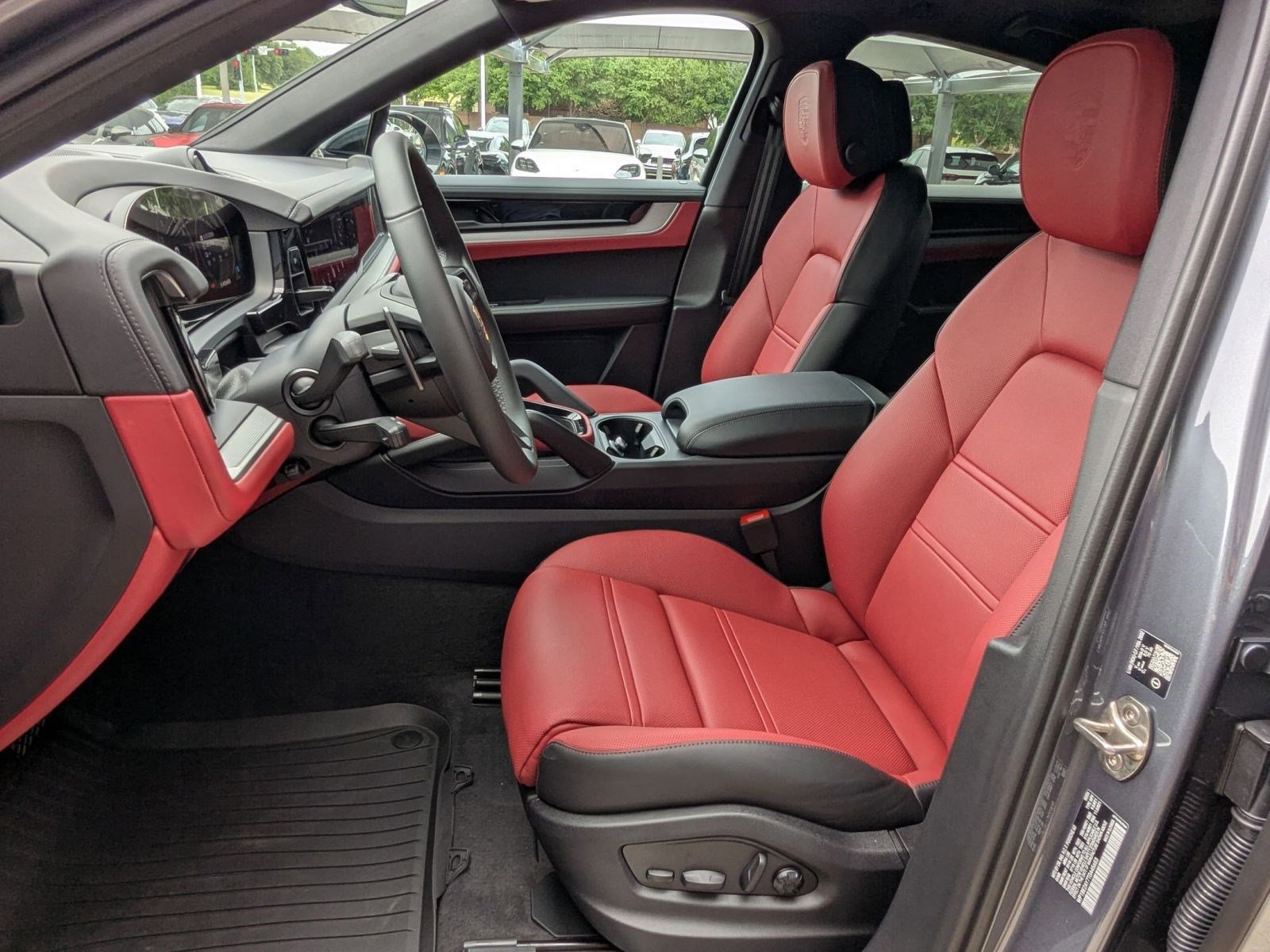 New 2026 Porsche Cayenne E-Hybrid Coupe AWD/4WD image 5