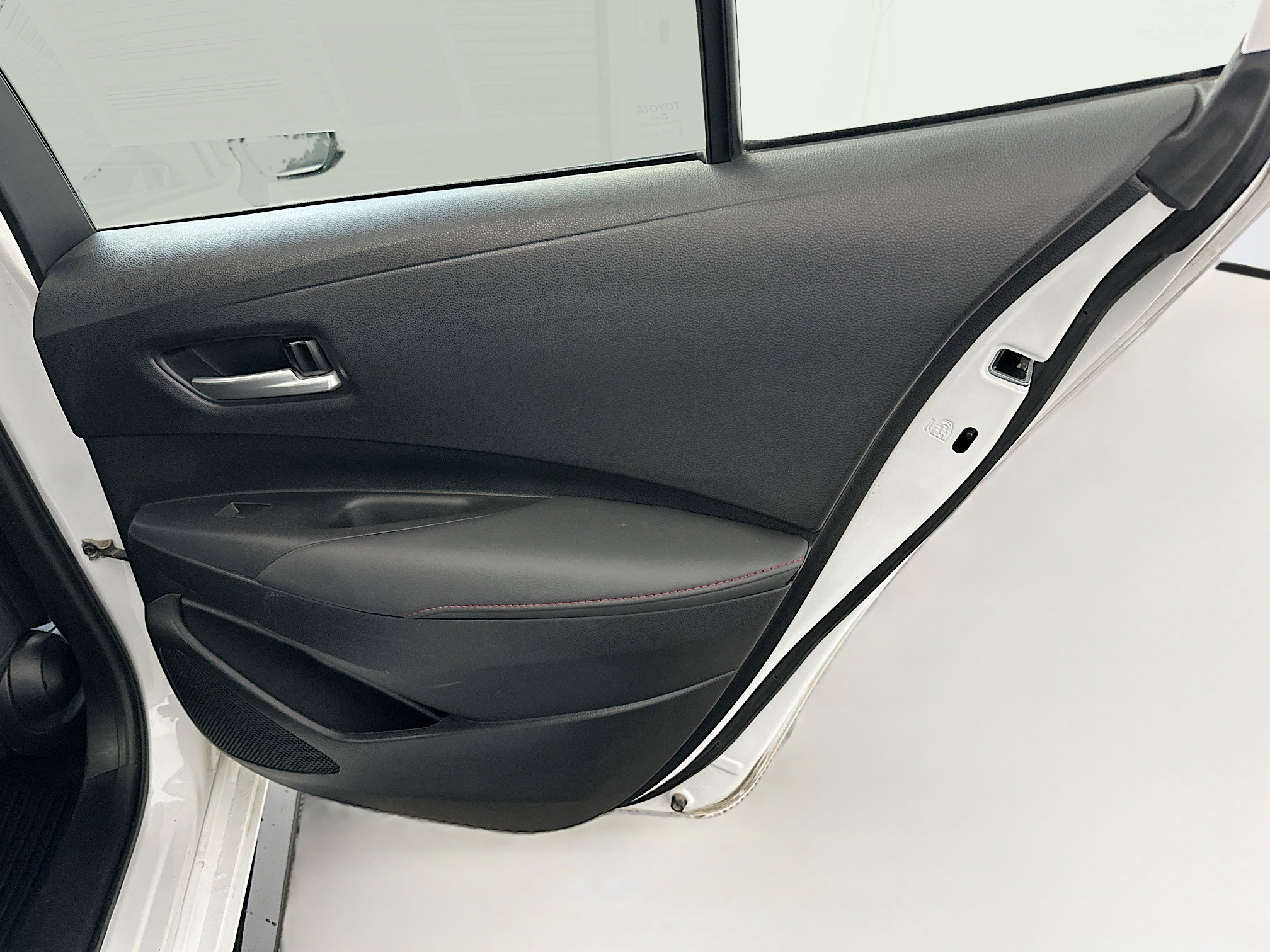 Used 2024 Toyota Corolla SE image 31