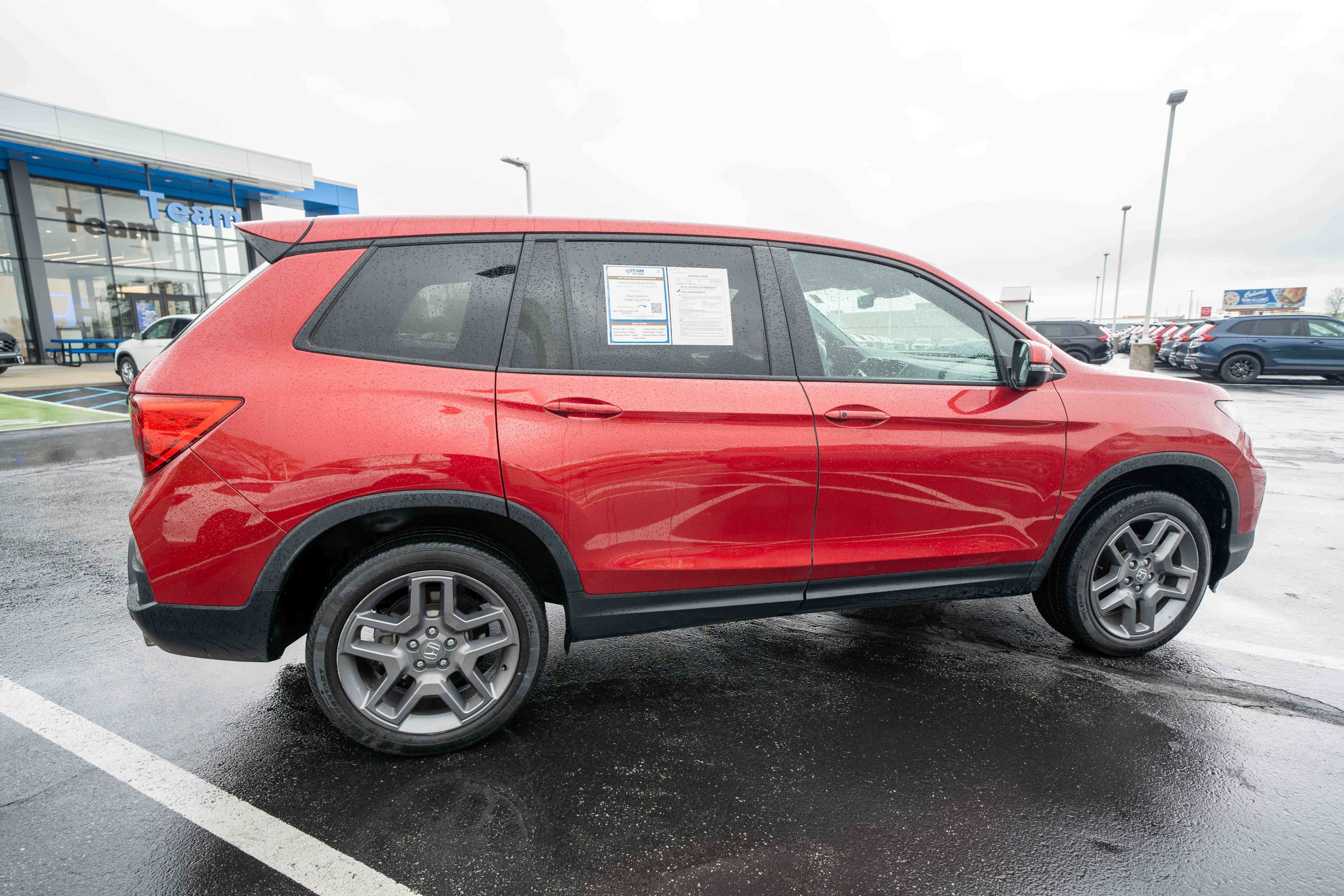 Used 2023 Honda Passport EX-L image 6