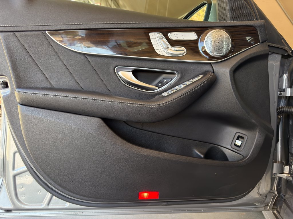 Used 2015 Mercedes-Benz C 300 Sedan image 26