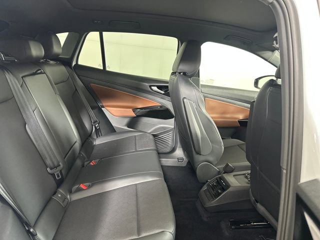 Used 2021 Volkswagen ID.4 Pro S w/ Gradient Package image 25