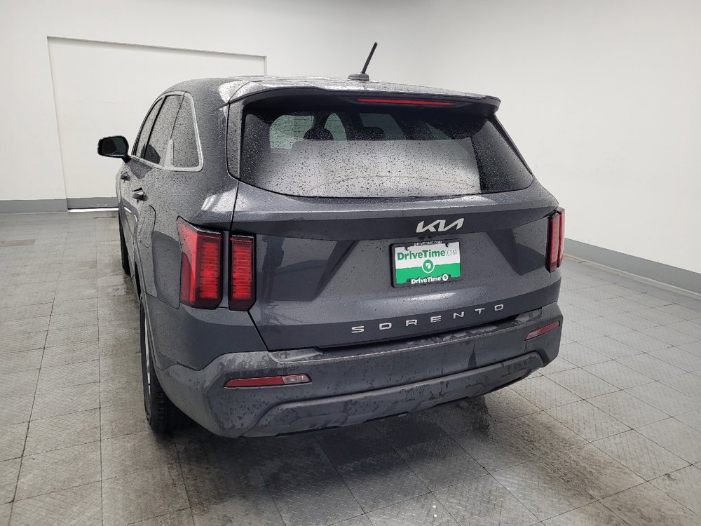 Used 2022 Kia Sorento LX FWD image 6