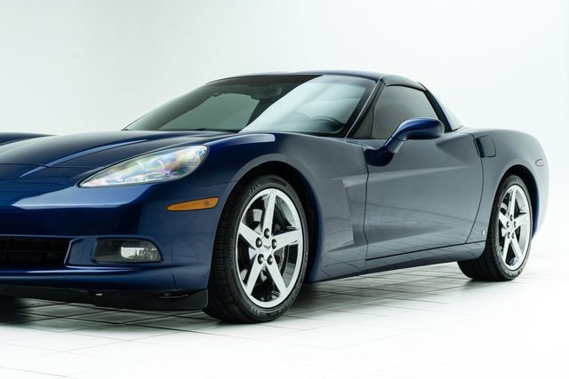Used 2007 Chevrolet Corvette Coupe w/ Preferred Equipment Group image 9