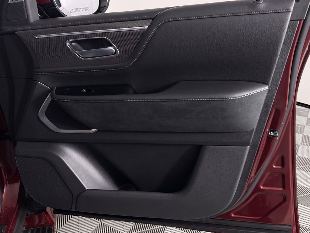 Used 2025 INFINITI QX80 Luxe RWD image 31