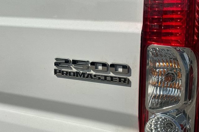 Used 2025 RAM ProMaster 2500 w/ Convenience Group FWD image 7