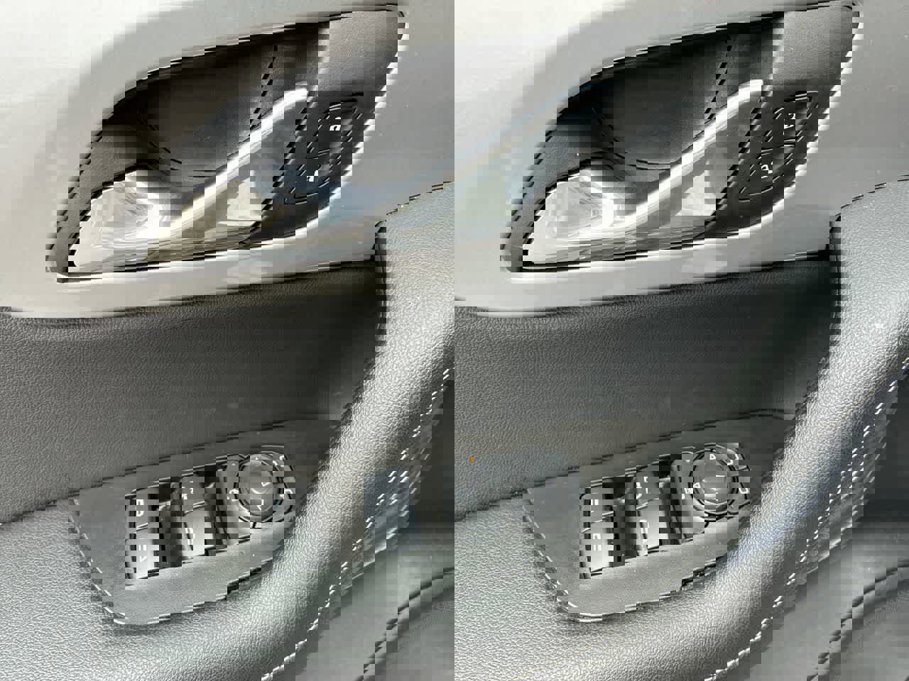 Used 2025 Chevrolet Blazer LT image 22