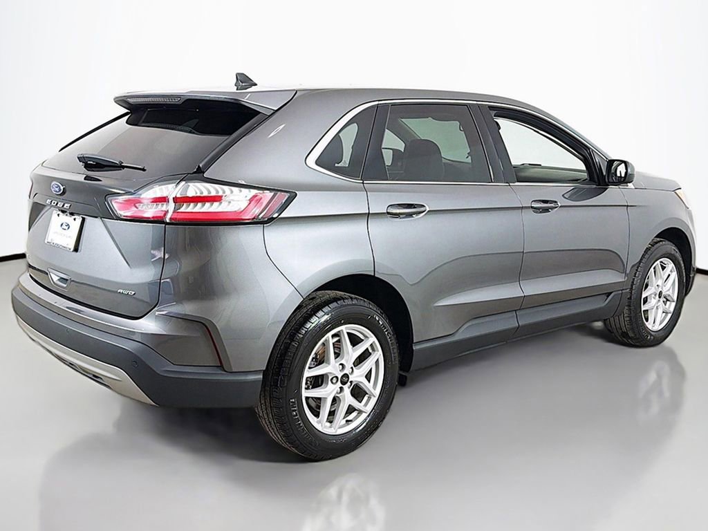 Used 2023 Ford Edge SEL w/ Convenience Package AWD/4WD image 8