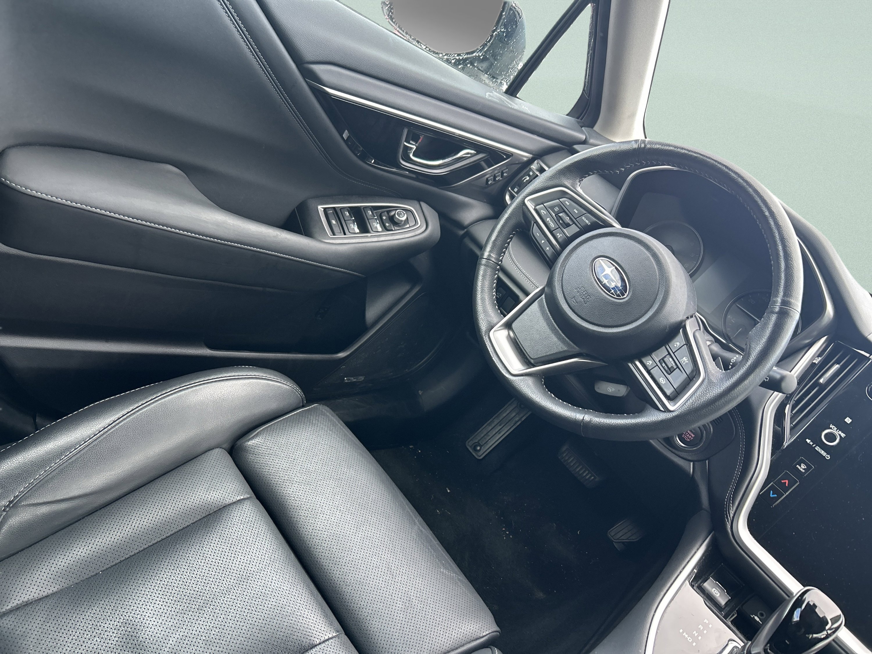 Used 2023 Subaru Outback Limited image 41