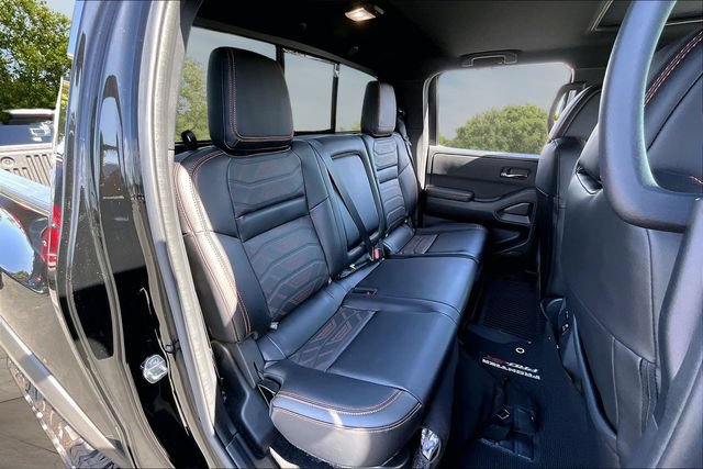 New 2025 Nissan Frontier PRO-4X w/ Pro Premium Package AWD/4WD image 10