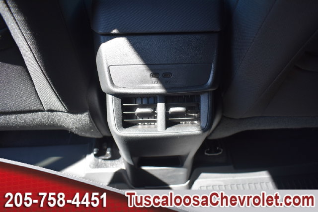 New 2027 Chevrolet Equinox LT FWD image 16