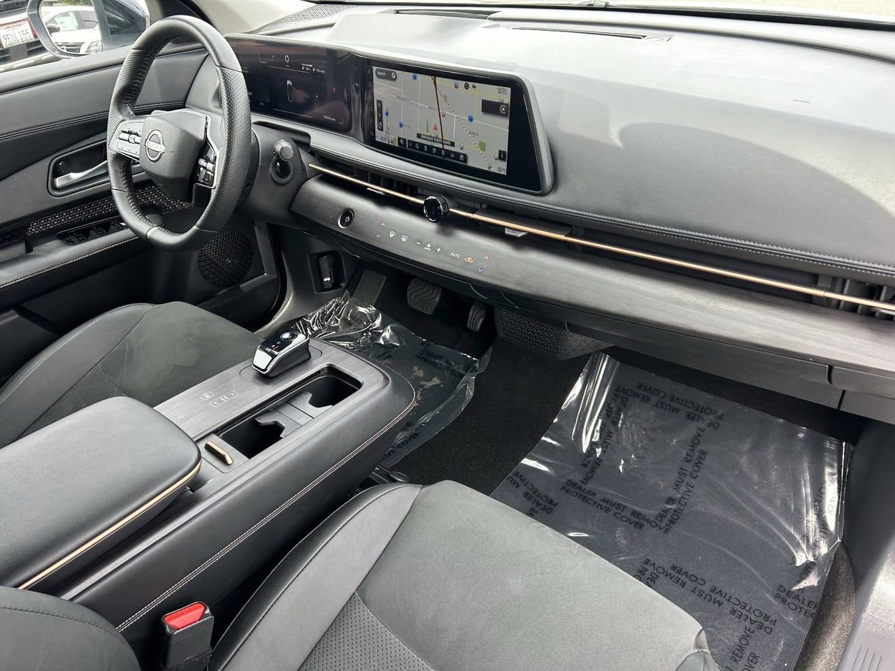 Certified 2025 Nissan Ariya FWD image 9