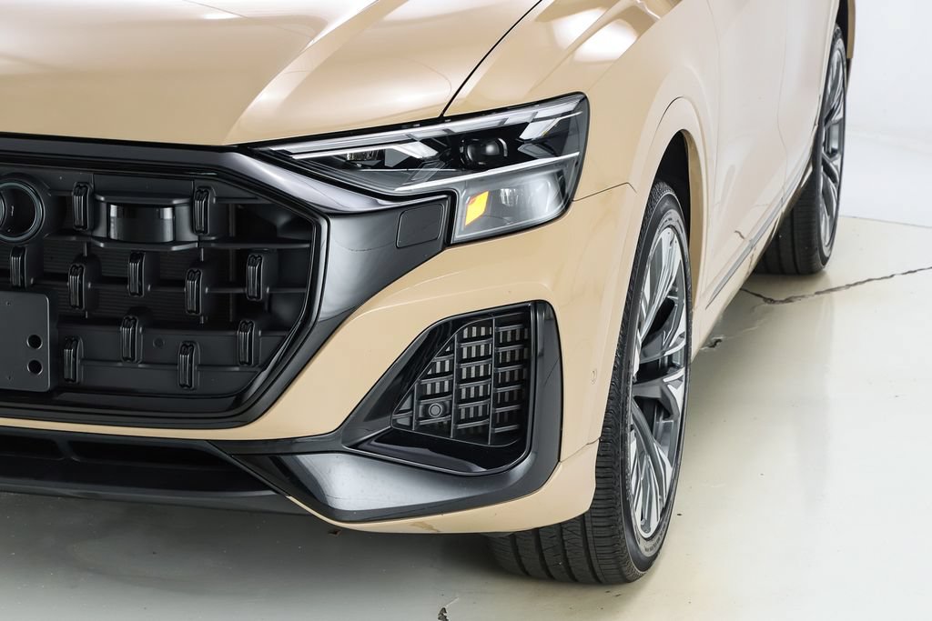 Used 2025 Audi Q8 Premium Plus AWD/4WD image 34