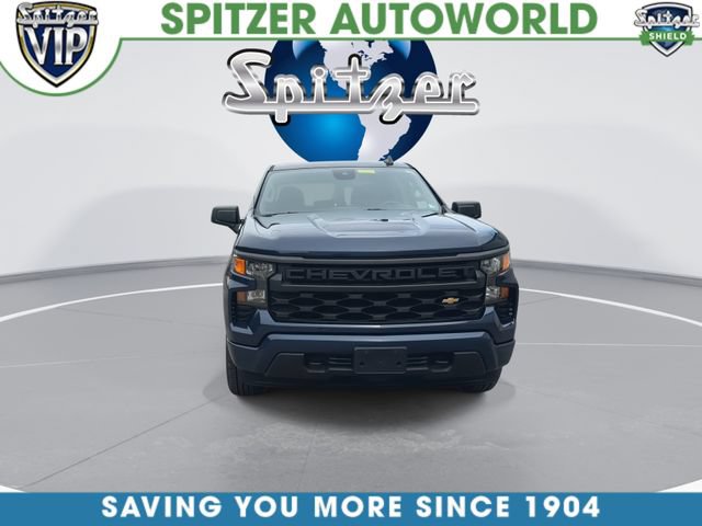 Used 2022 Chevrolet Silverado 1500 Custom AWD/4WD image 3