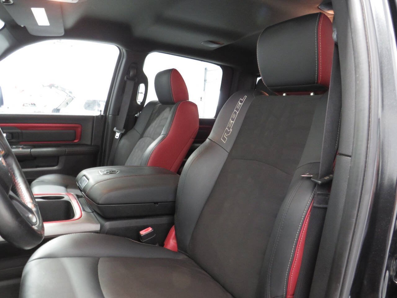 Used 2016 RAM 1500 Rebel w/ Luxury Group AWD/4WD image 13