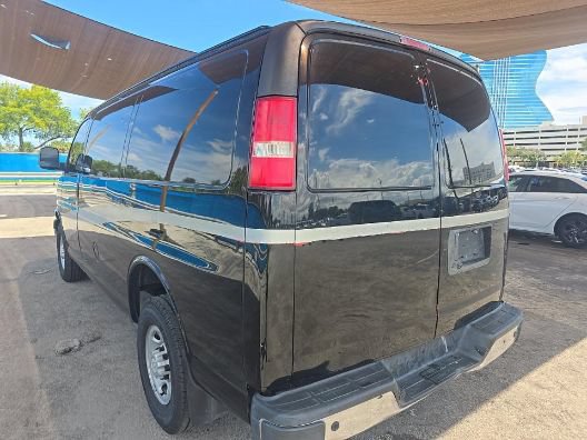 Used 2019 Chevrolet Express 2500 w/ Driver Convenience Package RWD image 2