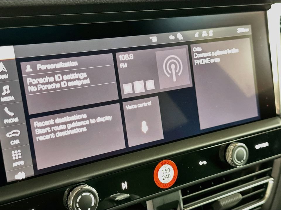 New 2026 Porsche Macan AWD/4WD image 15
