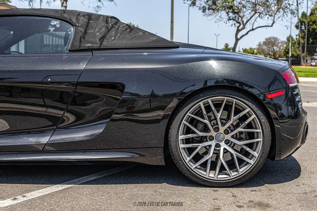 Used 2014 Audi R8 V10 w/ Full Leather Package AWD/4WD image 72