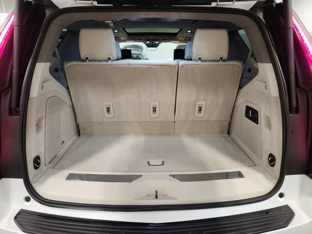 Used 2023 Cadillac Escalade Premium Luxury Platinum AWD/4WD image 29