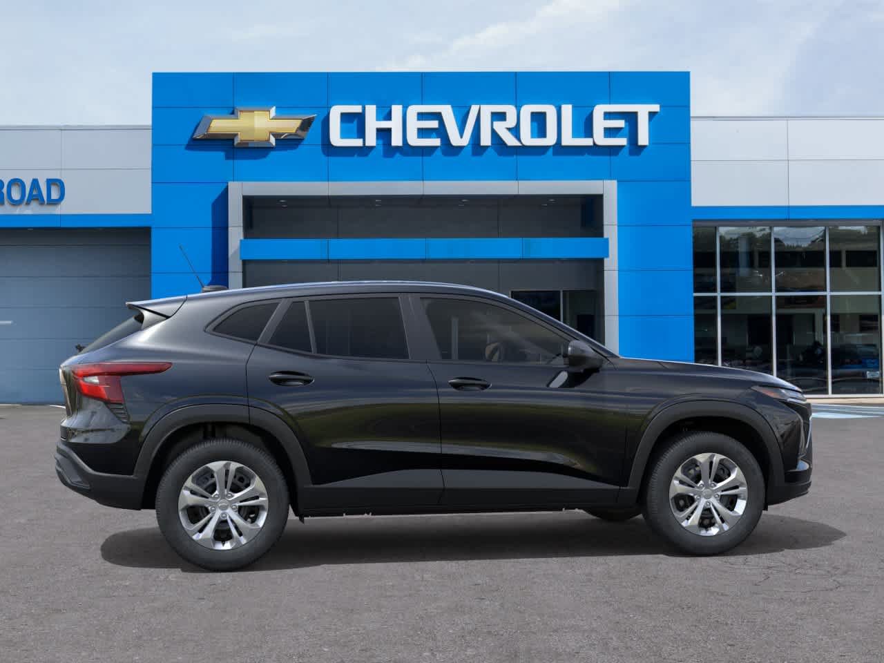 New 2026 Chevrolet Trax LS w/ Driver Confidence Package FWD image 5