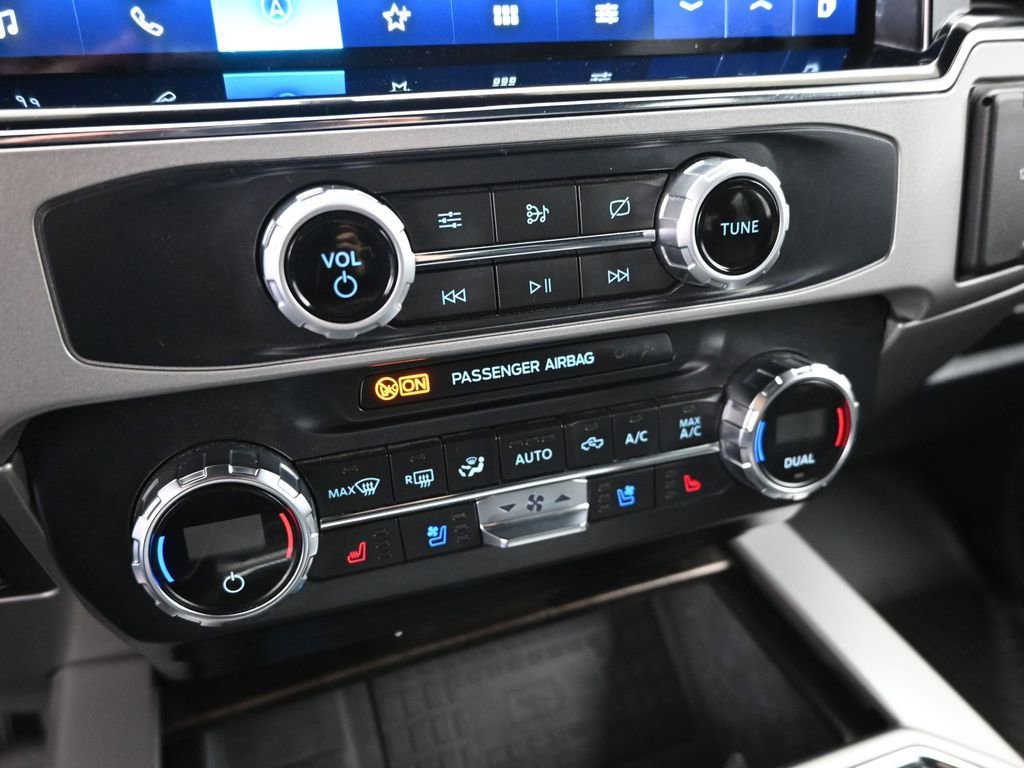 Certified 2022 Ford F250 Lariat w/ Lariat Ultimate Package image 17