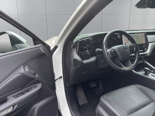 Used 2024 Lexus TX 350 AWD w/ Cold Weather Package image 25