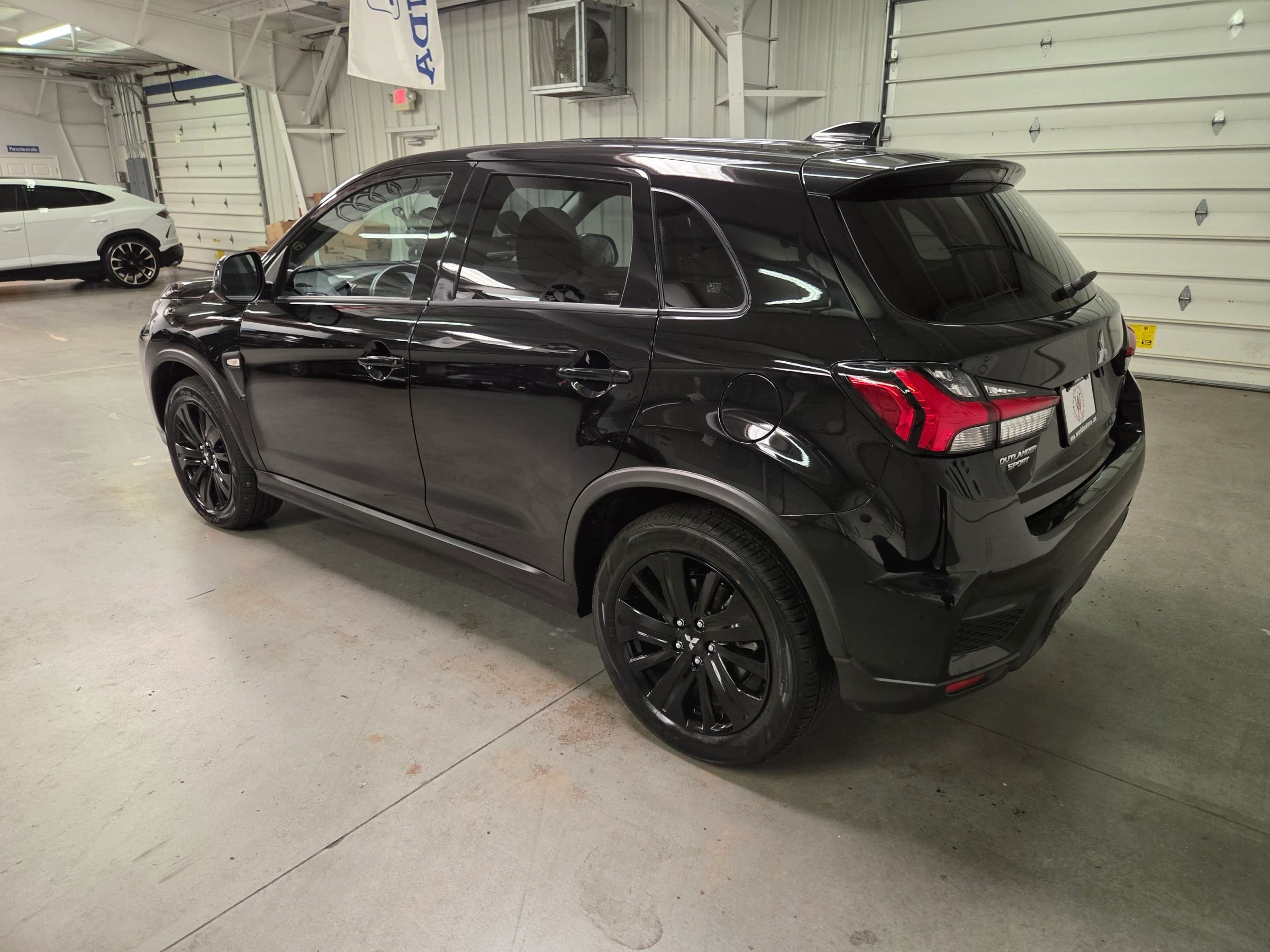 Used 2026 Mitsubishi Outlander Sport AWD image 4