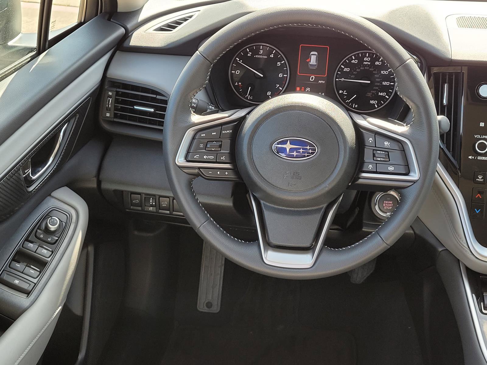 Used 2025 Subaru Outback Premium AWD/4WD image 6
