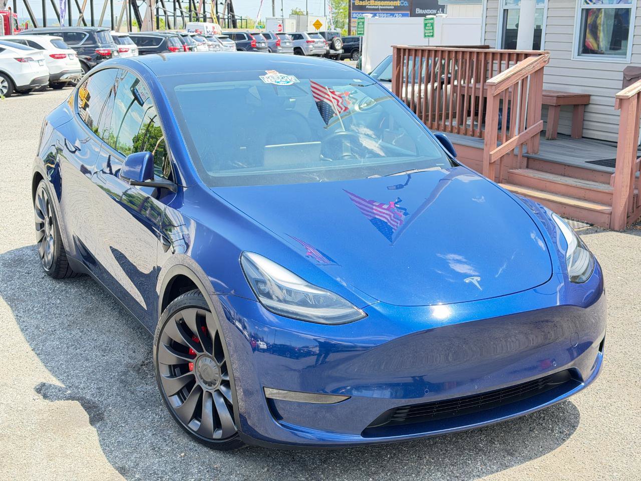 Used 2021 Tesla Model Y Performance AWD/4WD image 2