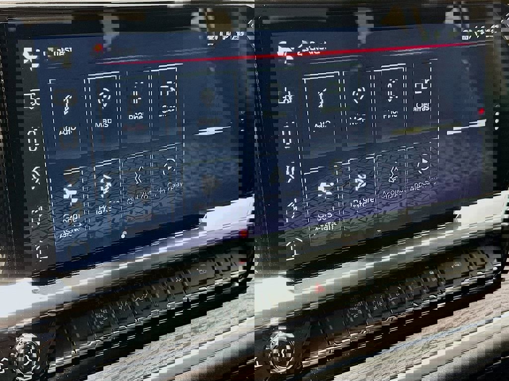 New 2026 GMC Sierra 3500 SLT image 15