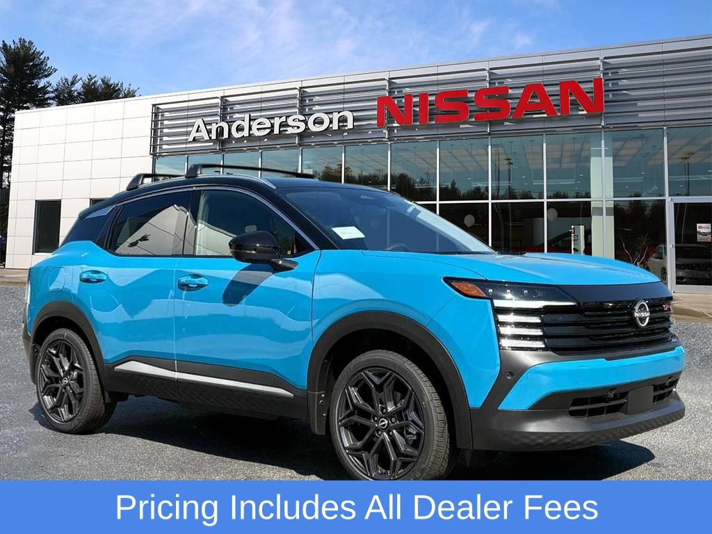 Used 2026 Nissan Kicks SR w/ Cold Weather Package AWD/4WD image 1