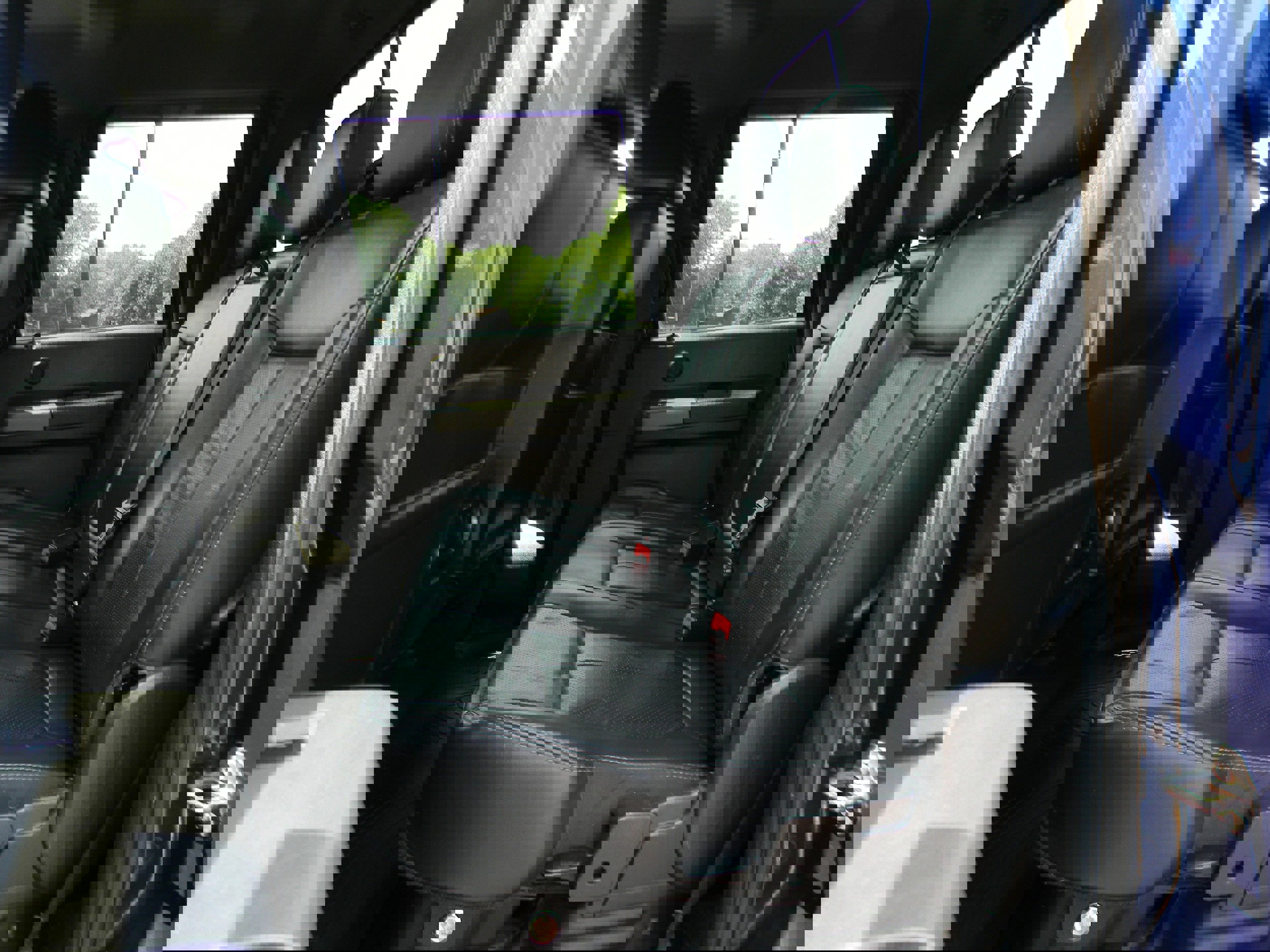 Used 2011 Ford F350 Lariat w/ Lariat Interior Pkg image 8