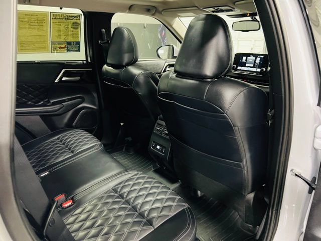 Used 2025 Mitsubishi Outlander SEL AWD/4WD image 33