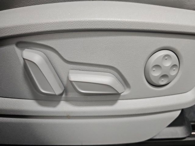 Used 2022 Audi Q5 e Prestige image 39