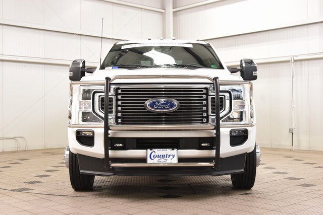 Used 2022 Ford F450 Platinum w/ FX4 Off-Road Package image 2