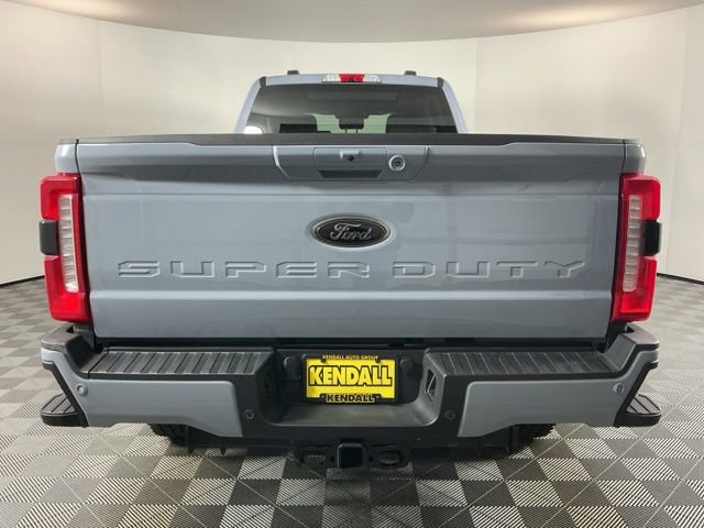 Certified 2025 Ford F350 Lariat w/ Black Appearance Package image 5
