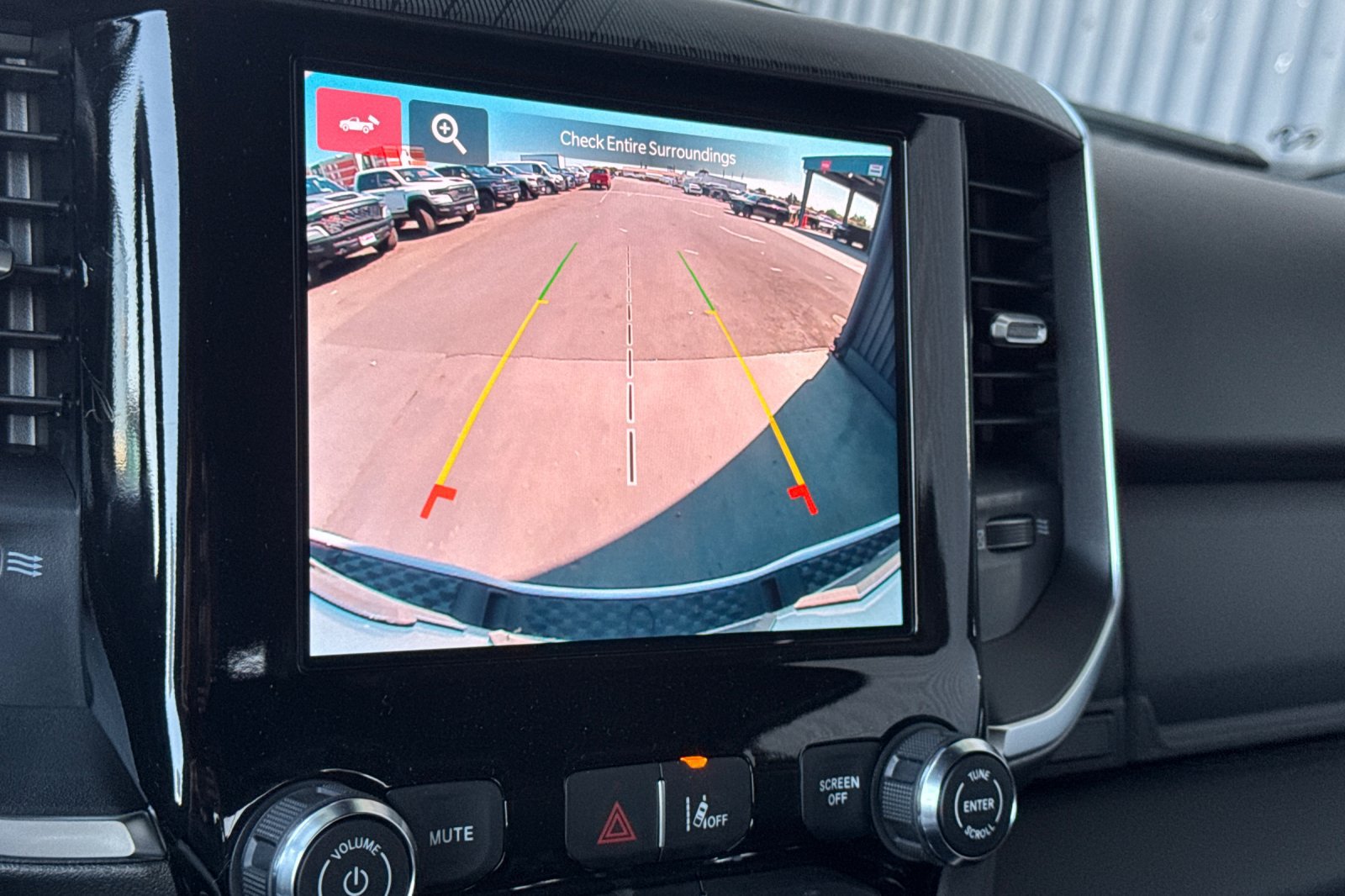 New 2027 RAM 1500 4x4 Crew Cab image 17