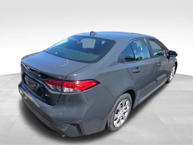 Used 2024 Toyota Corolla LE image 4
