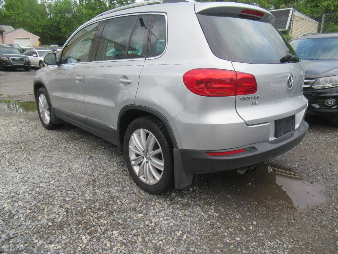 Used 2013 Volkswagen Tiguan SE image 11