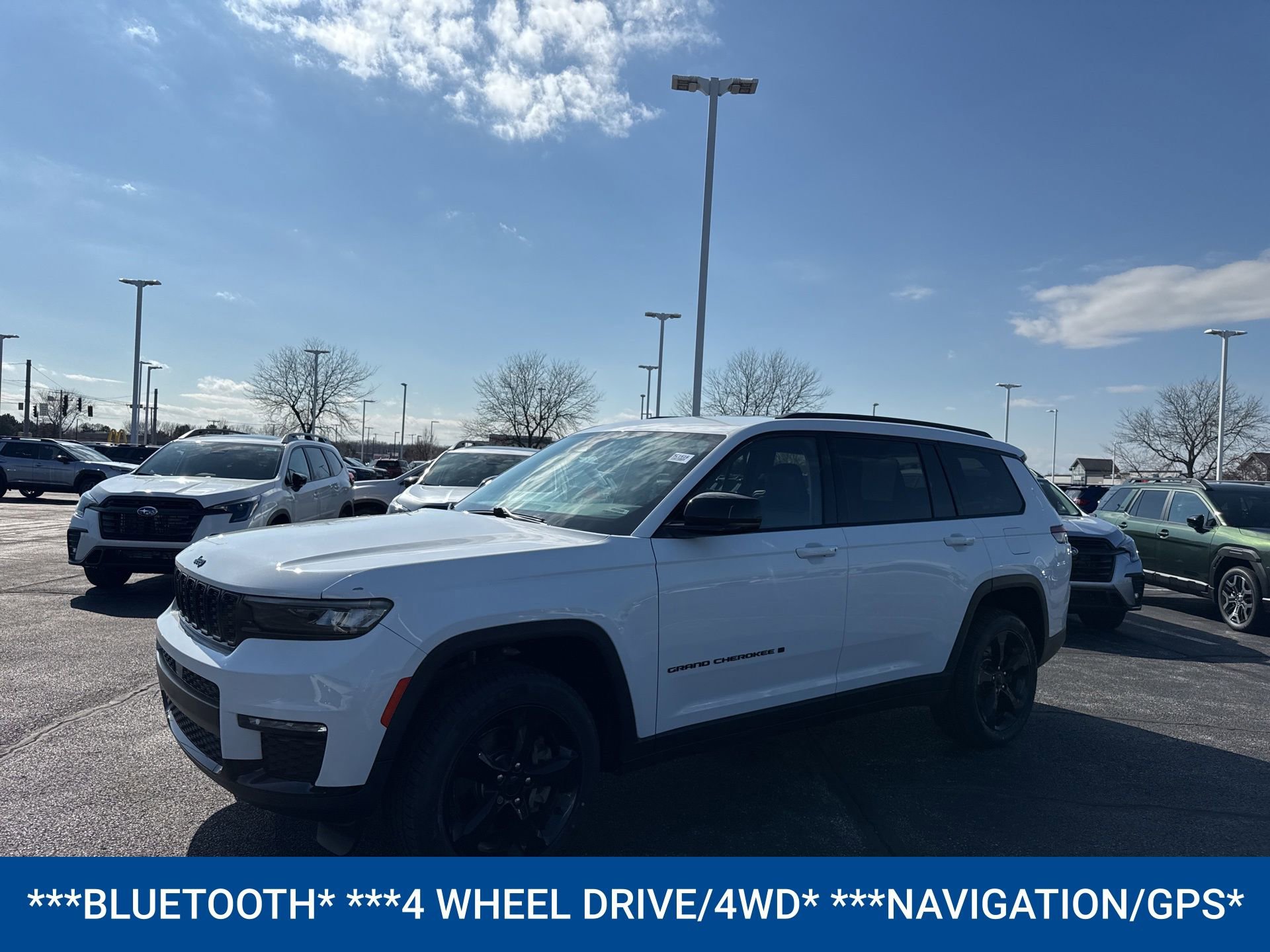 Used 2022 Jeep Grand Cherokee L Limited w/ Black Appearance Package image 2