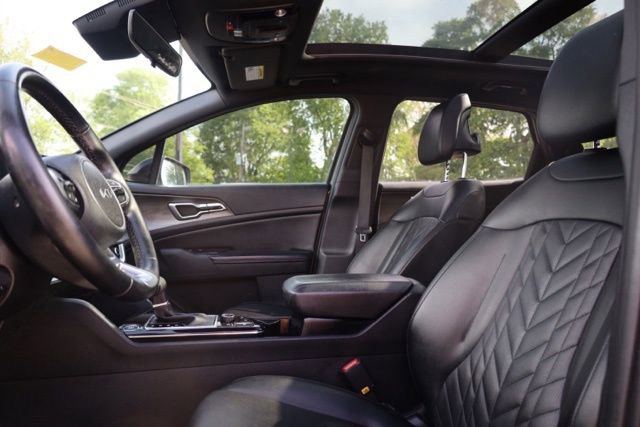Certified 2024 Kia Sportage X-Line w/ X-Line Premium Package image 18
