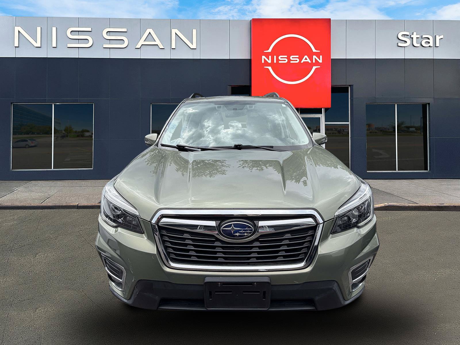 Used 2021 Subaru Forester Limited AWD/4WD image 2