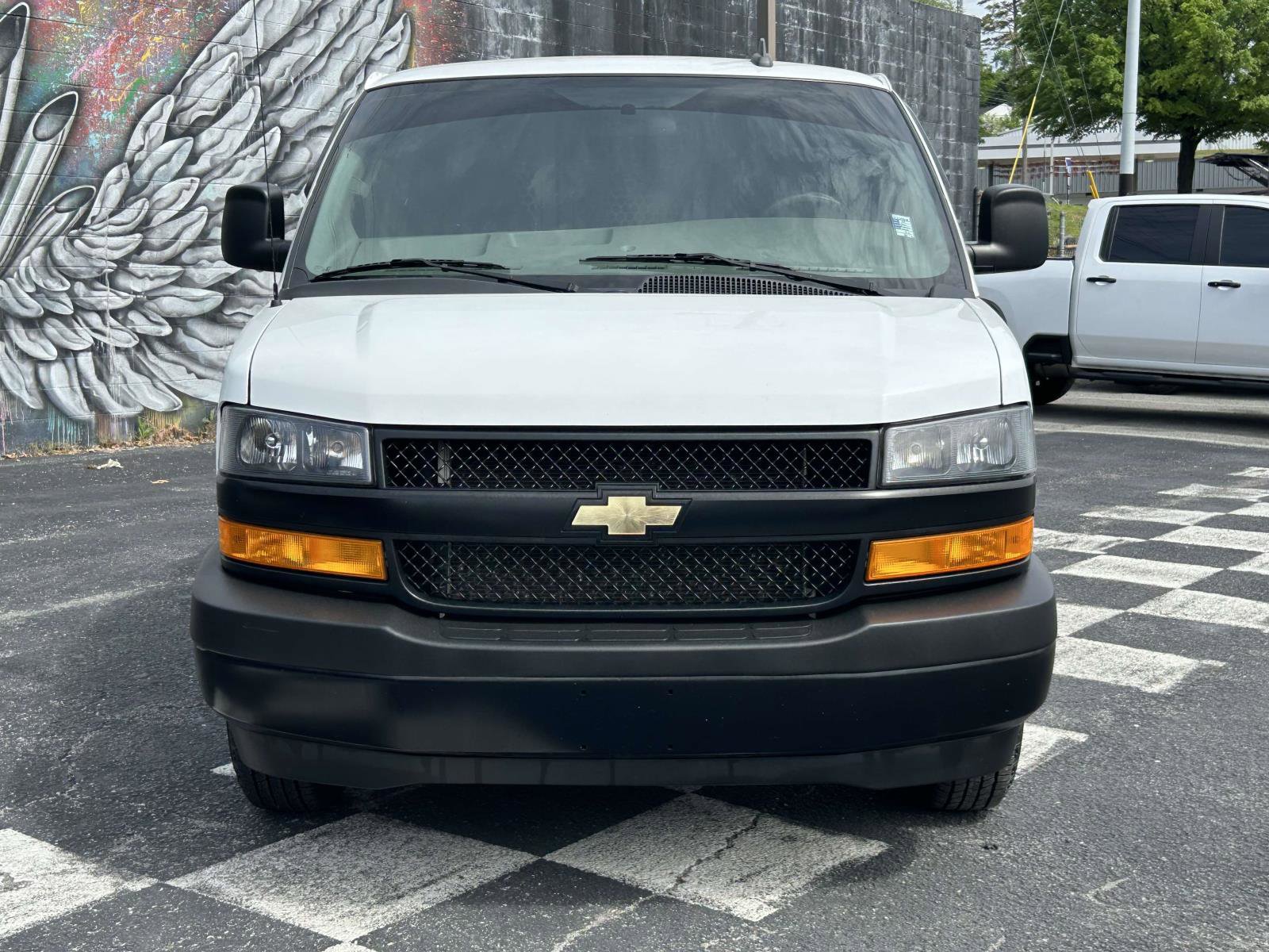 Used 2022 Chevrolet Express 2500 w/ Driver Convenience Package image 8