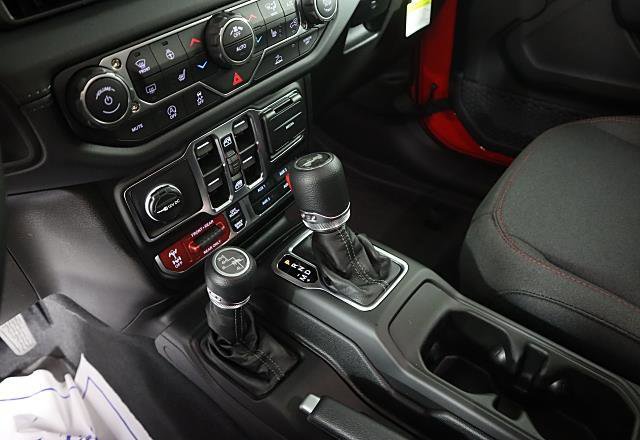 New 2026 Jeep Wrangler Unlimited Rubicon image 14