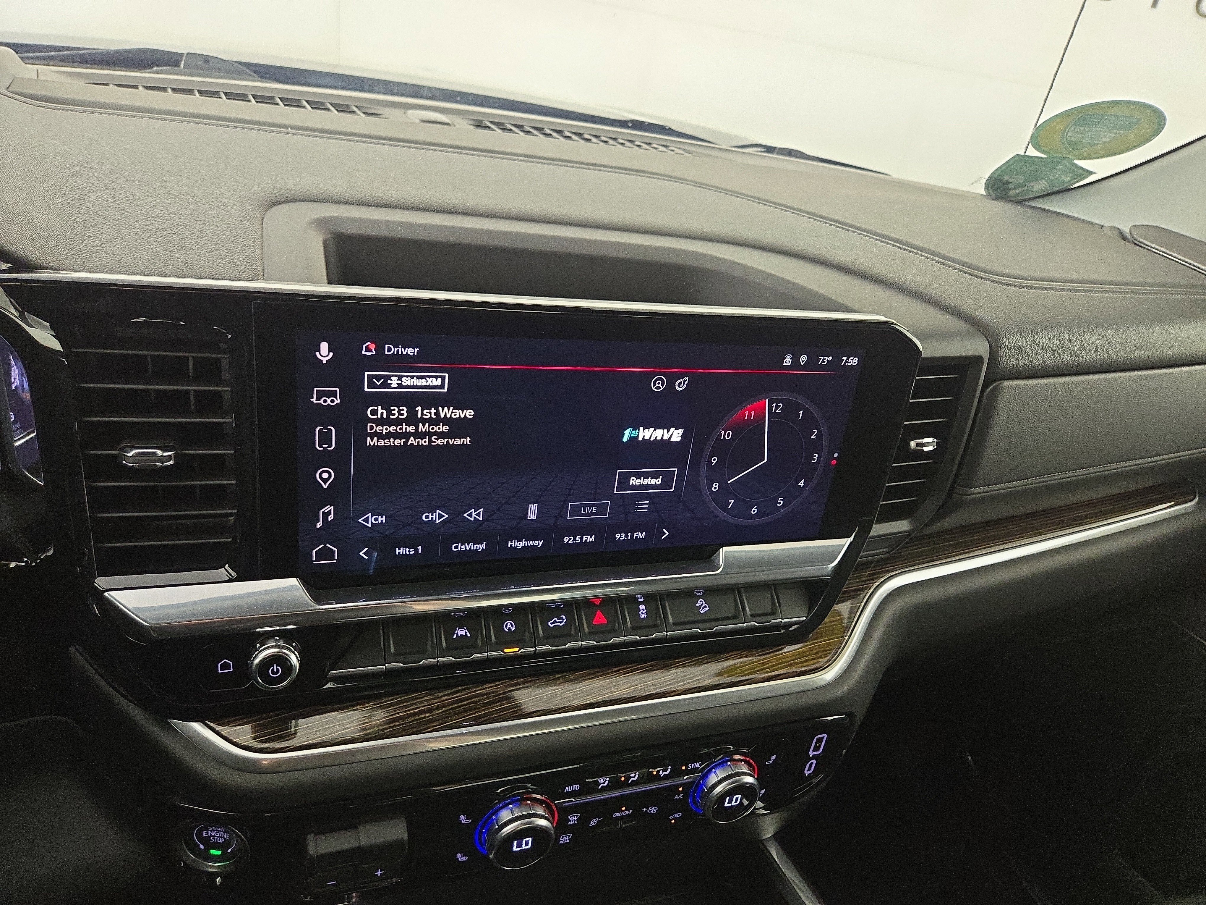 Certified 2025 GMC Sierra 1500 Elevation AWD/4WD image 19