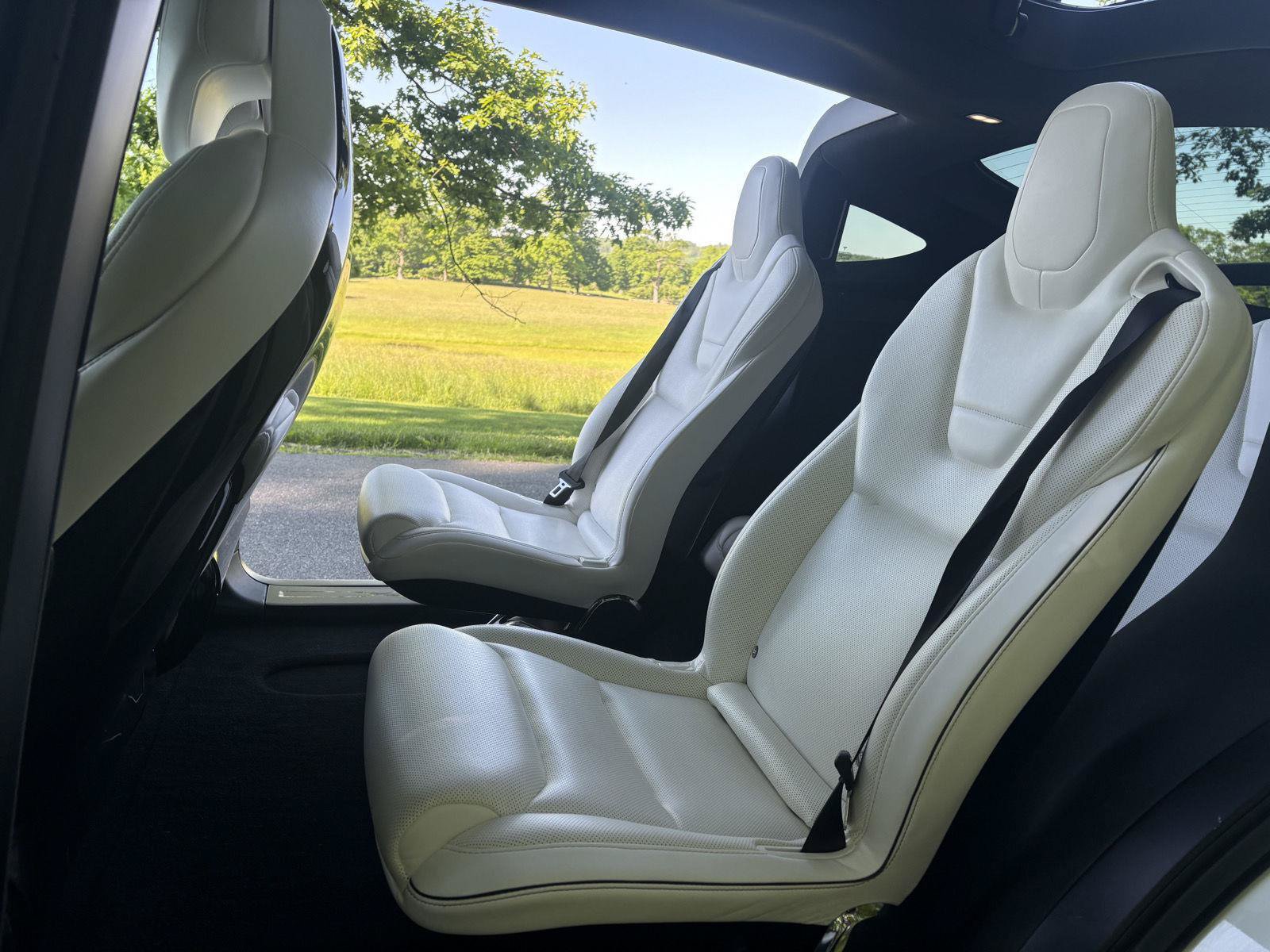 Used 2016 Tesla Model X 90D AWD/4WD image 24