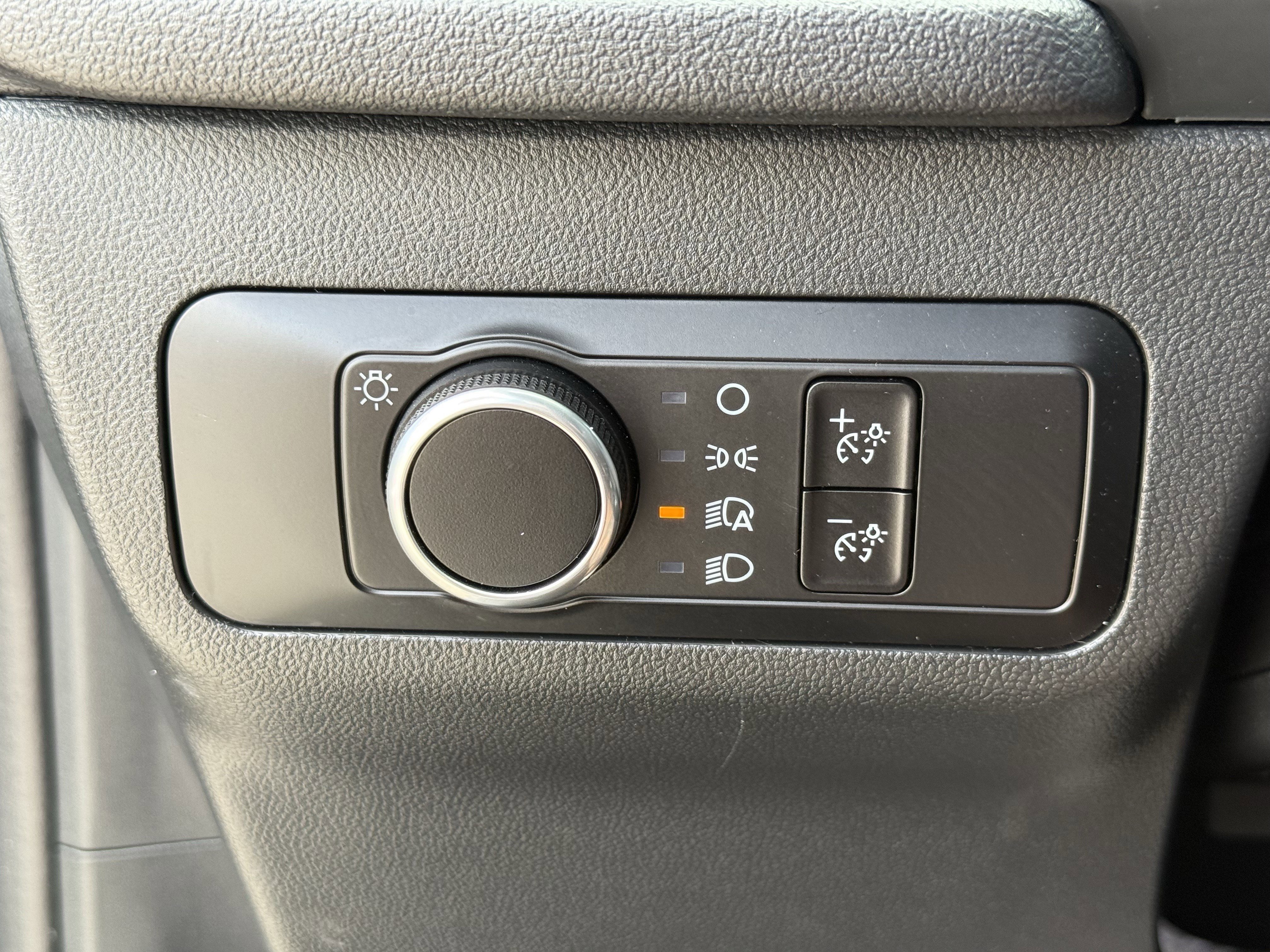 Used 2025 Ford Escape ST-Line image 27