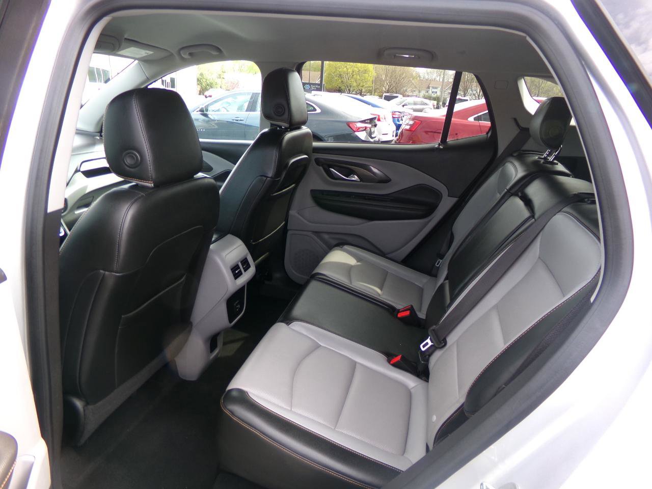 Used 2018 GMC Terrain SLT AWD/4WD image 28