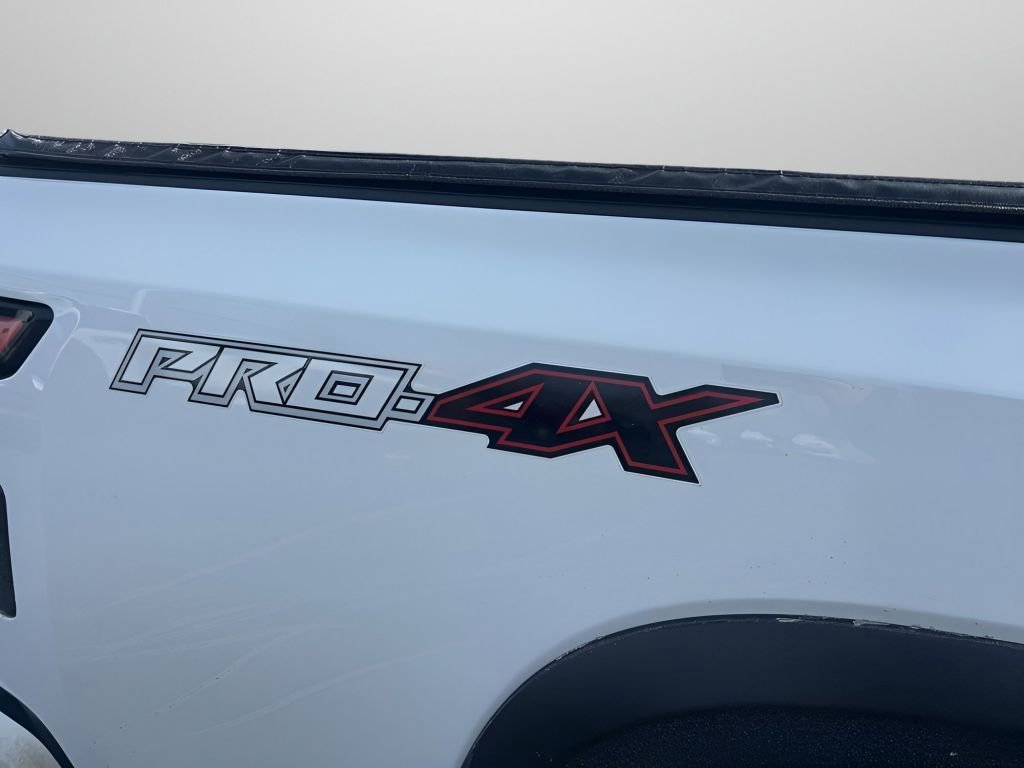 Used 2023 Nissan Frontier PRO-4X w/ Pro-4X Premium Package image 14